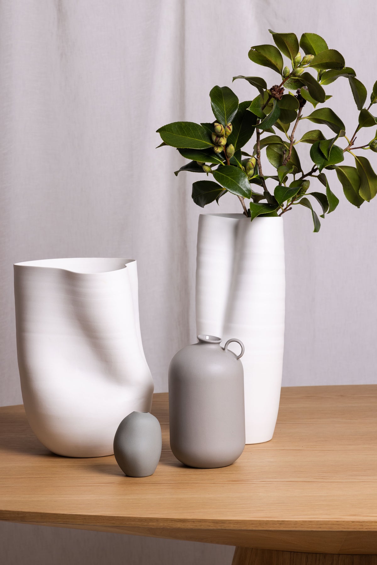 Knew Vase – Handcrafted Ceramic in 3 Sizes, Watertight