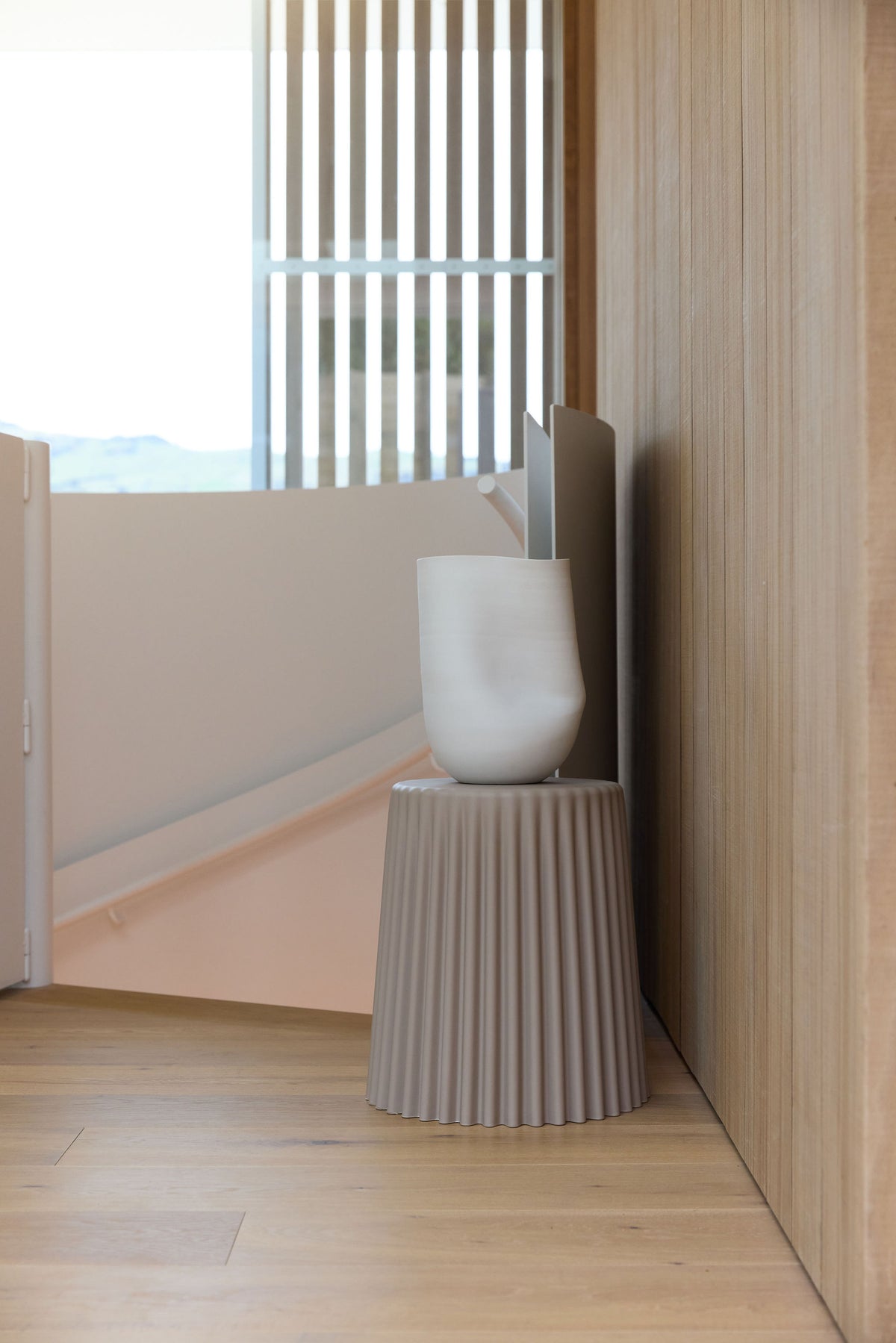 Knew Vase – Handcrafted Ceramic in 3 Sizes, Watertight