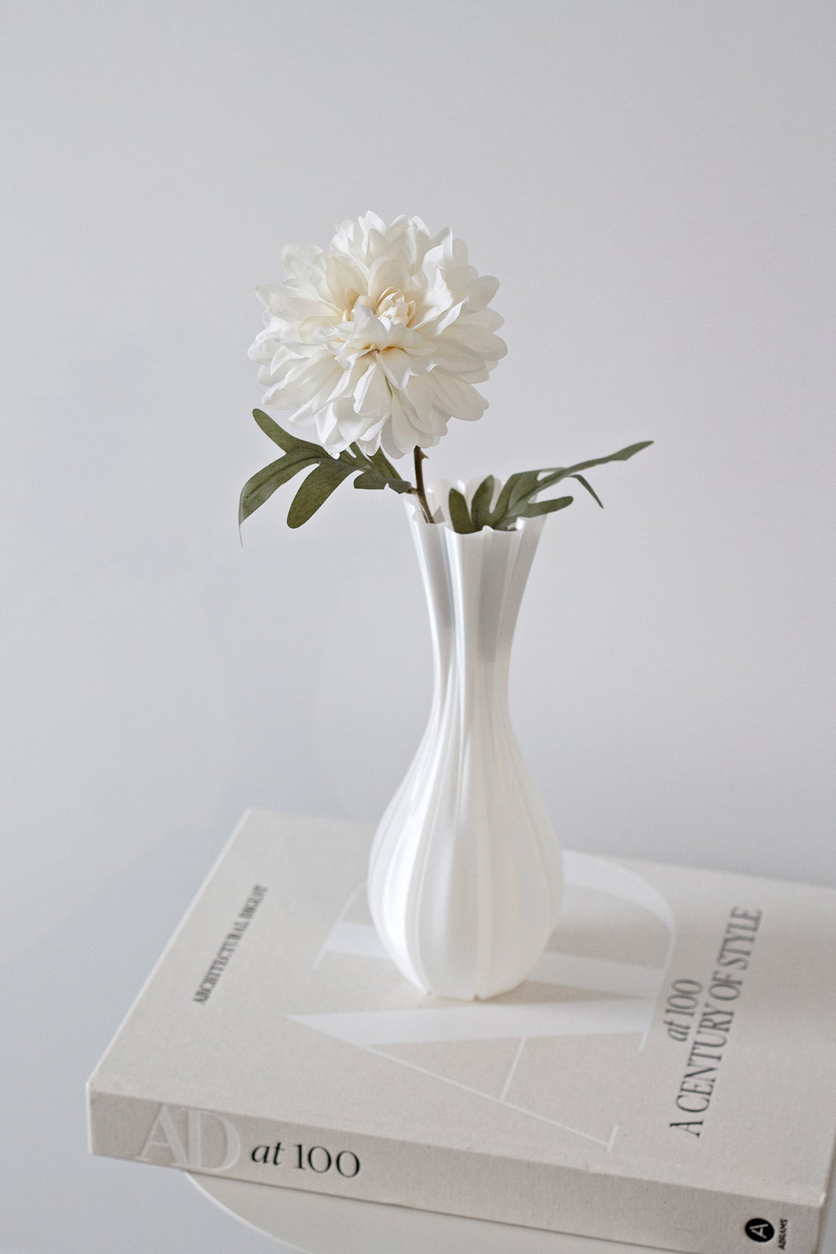Cottage Dahlia Stem, White 38cm Faux Flower