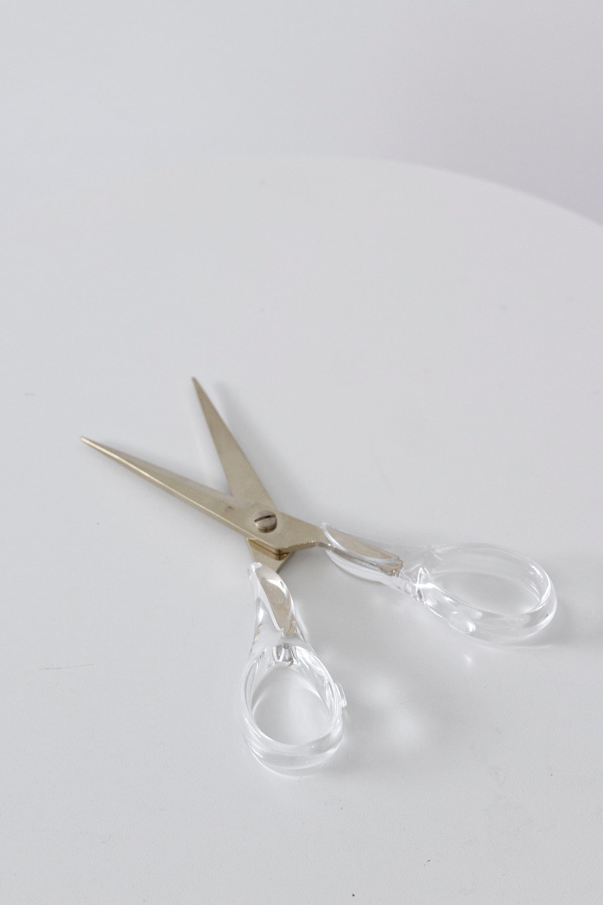 Acrylic Gold Scissors – Luxe Clear Desk Scissors