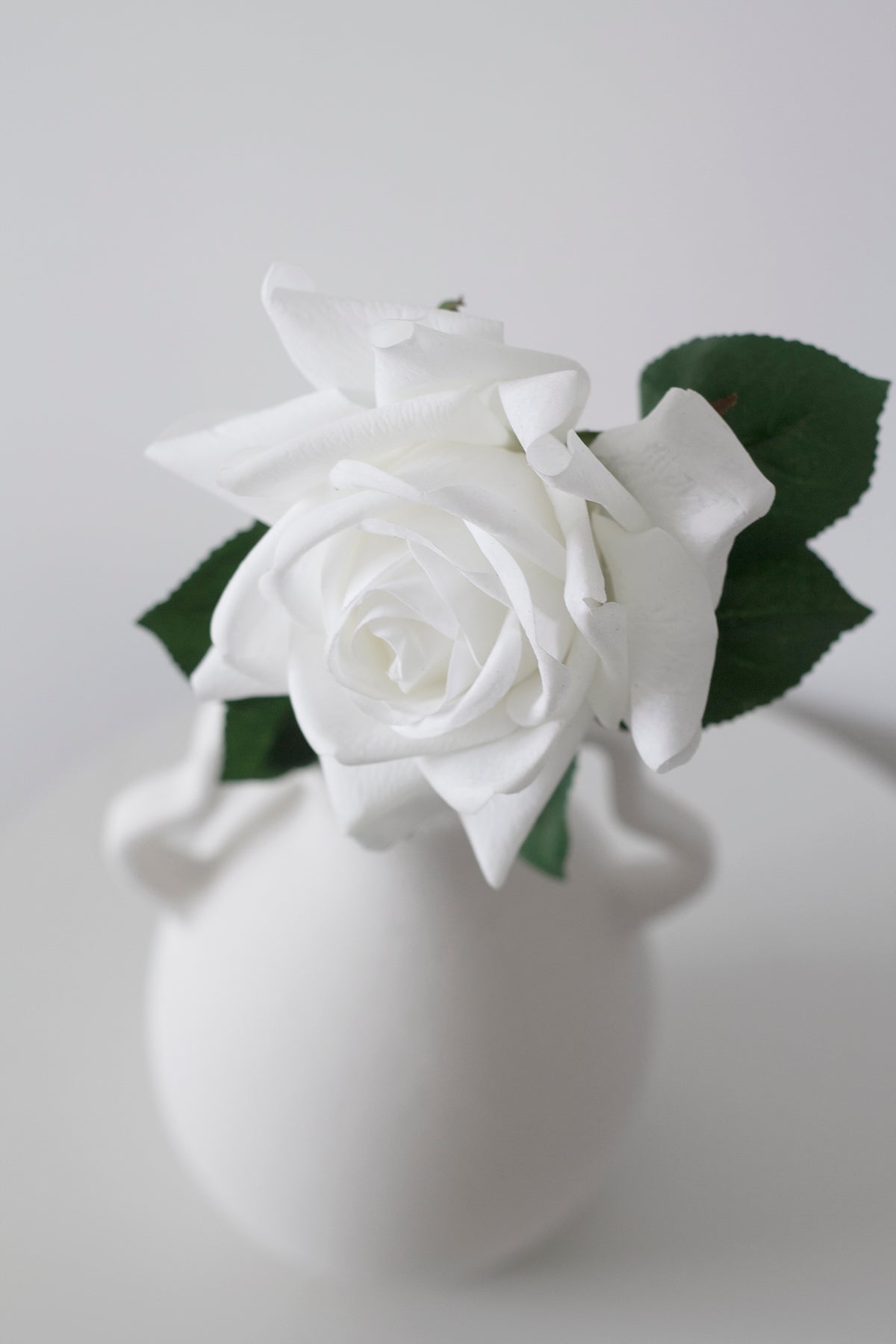 Aida Real Touch Rose, White & Peach 65cm Faux Stem