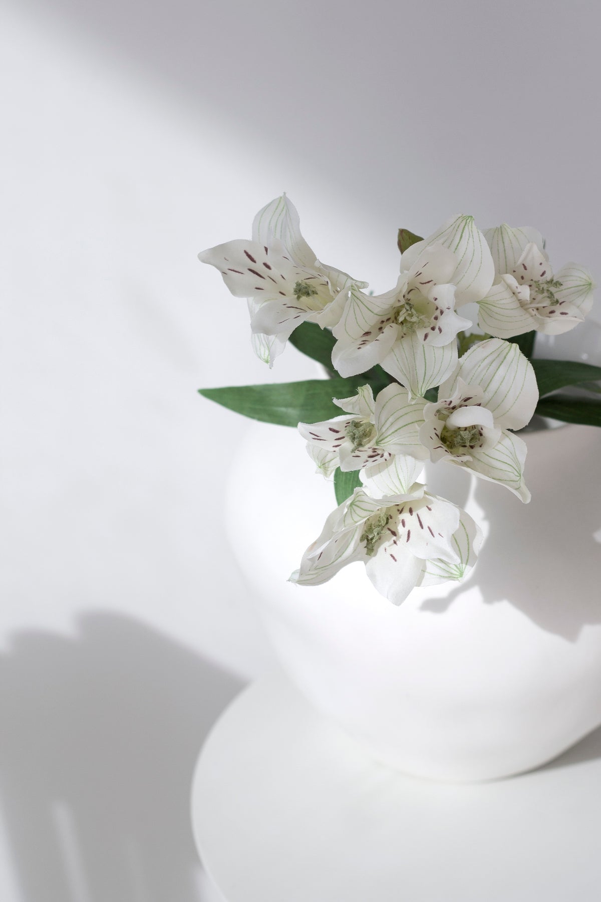 Astromelia Stem, White Diamond 63cm Faux Flower