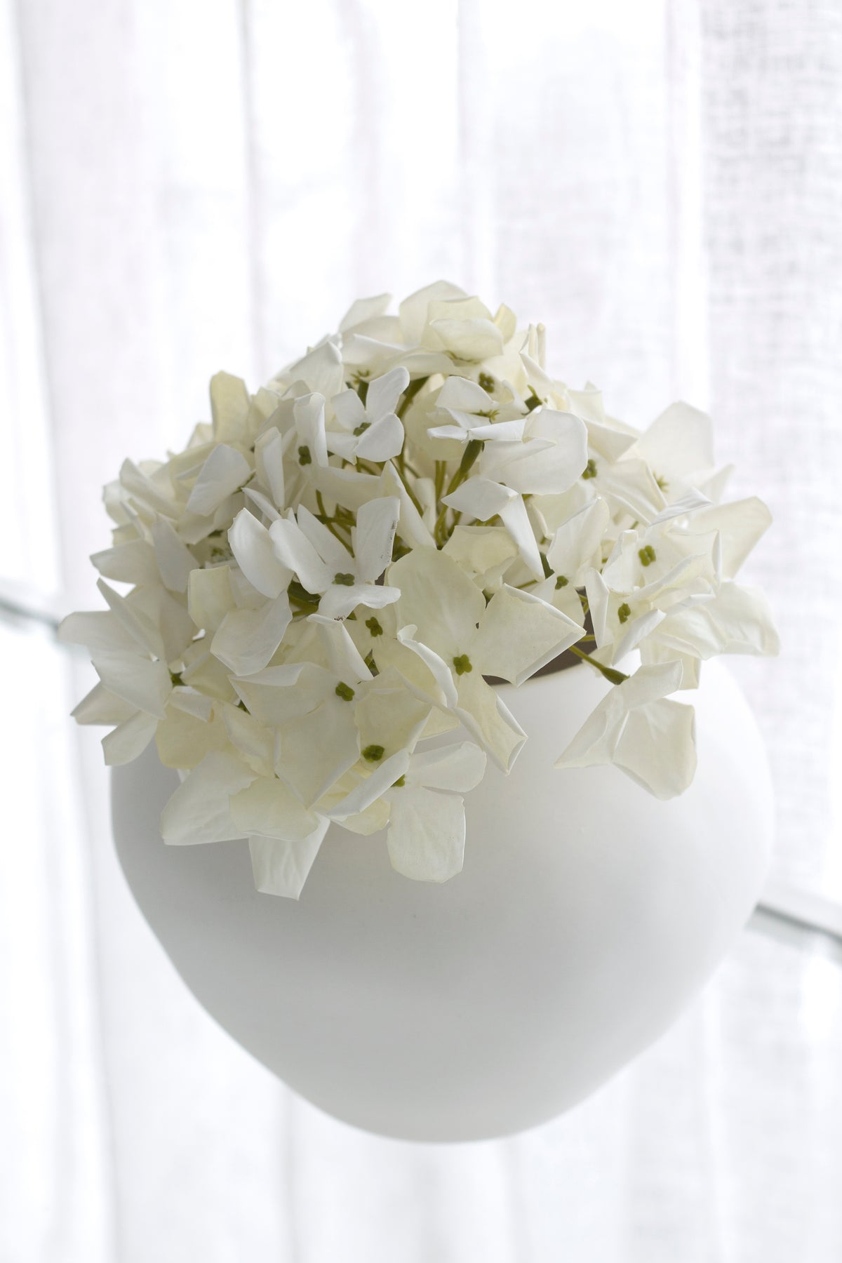 Grandiflora Hydrangea Stem, White or Pink 62cm Faux Flower