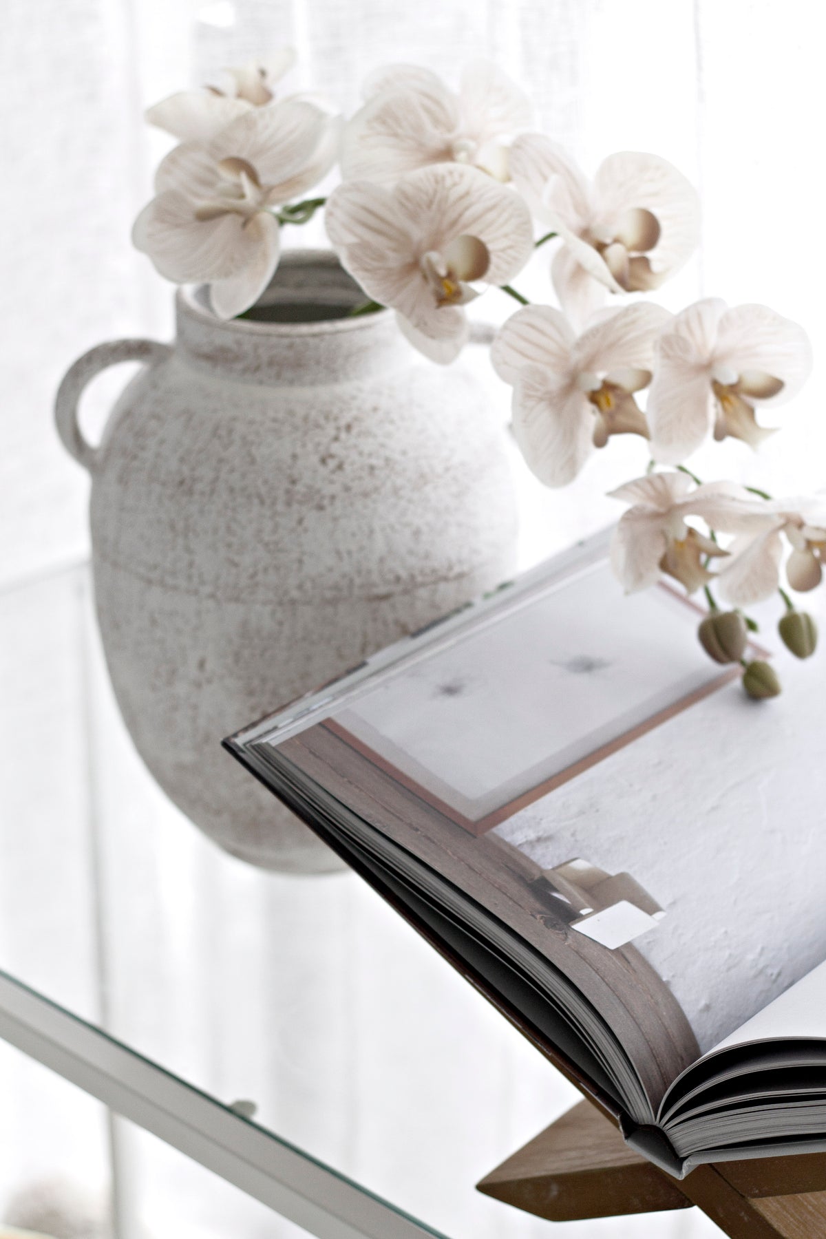 Vince Rustic Ceramic Vase – Textured Statement Piece