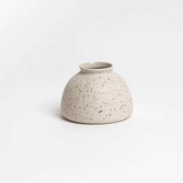 Harmie Vase Beau in natural finish by Ned Collections