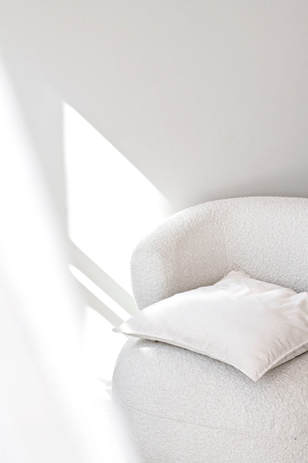 Styling the Vanilla Girl Aesthetic: Softness, Simplicity, and Everyday Luxury