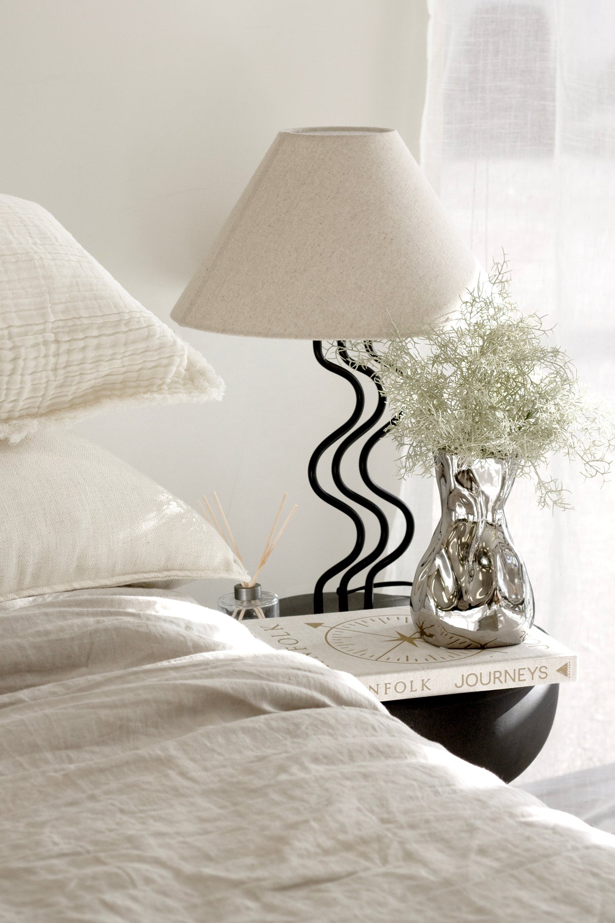 Sculptural Warmth: Designing a Home with Artful Ease and Earthy Refinement