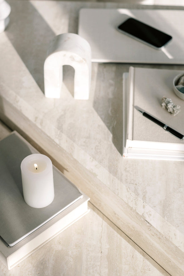 The Art of the Layered Coffee Table: Anchoring Presence Through Design