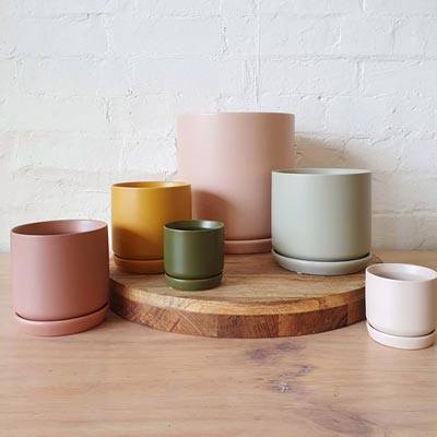 Oslo Planter Peach – Stoneware Pot with Saucer in 6 Sizes