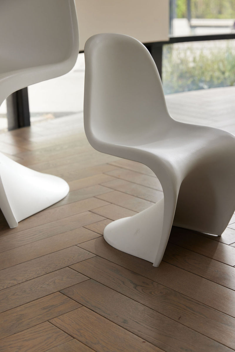 S-Shape Chair