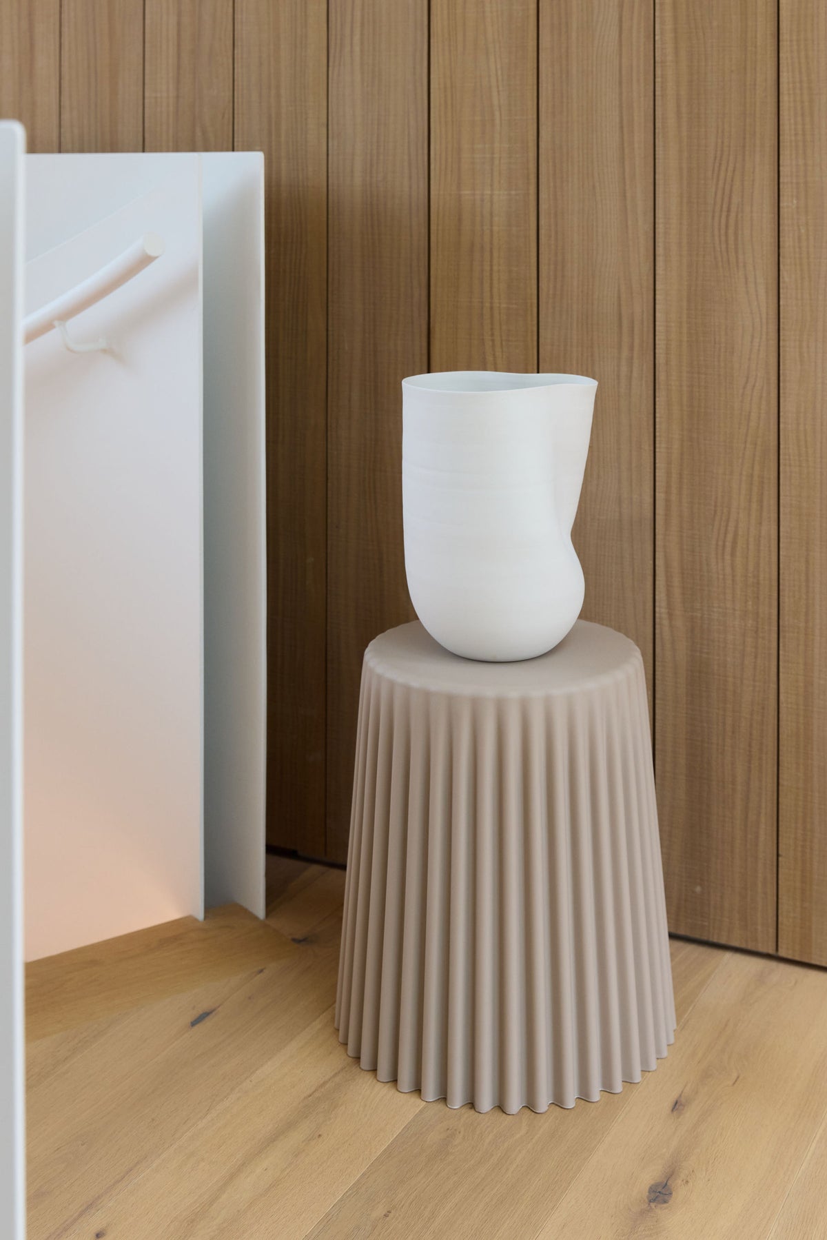Knew Vase – Handcrafted Ceramic in 3 Sizes, Watertight