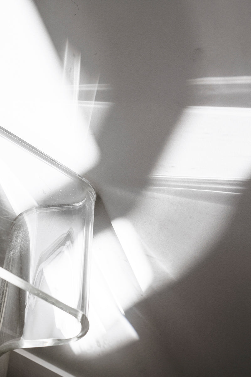 Magino Acrylic Stool & Magazine Rack from Umbra – Clear