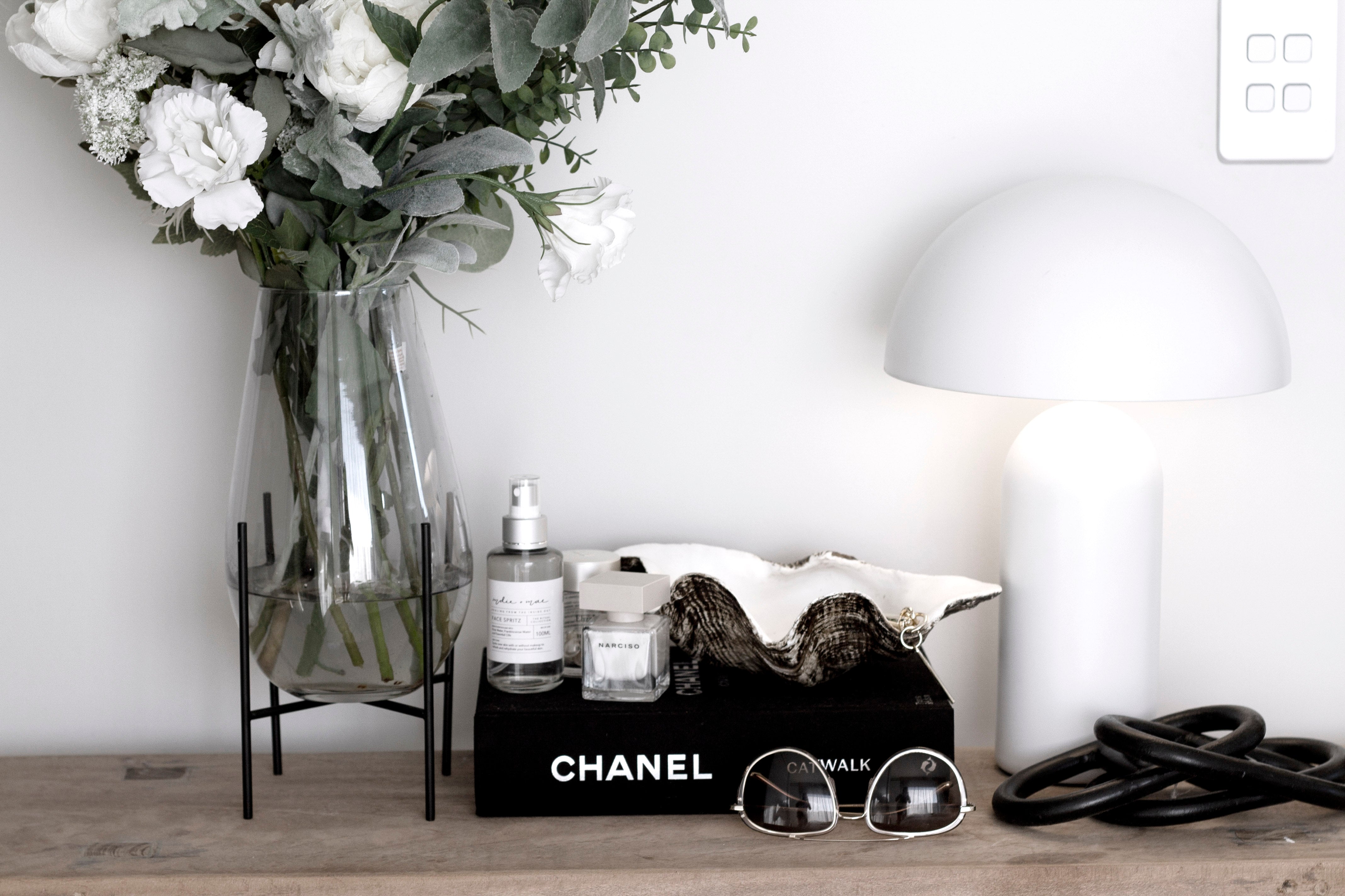 Chanel Catwalk: The Complete Collections Book - Flux