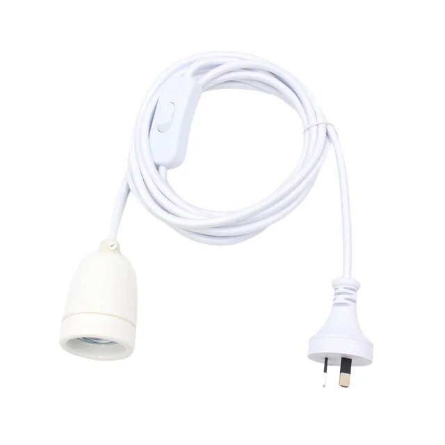 White plug-in pendant cord set with inline switch, plug and white E27 lamp holder