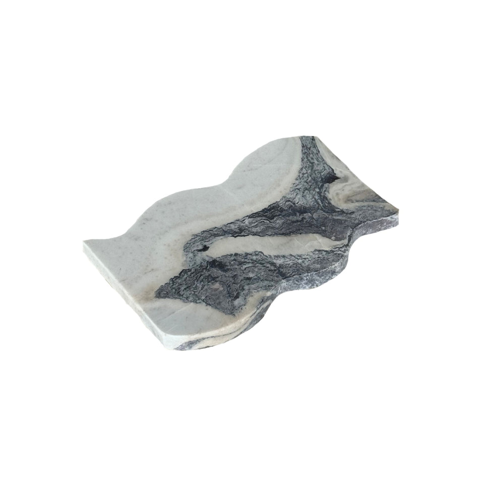 Frida wavy Calacatta marble tray styled with candle and flowers
