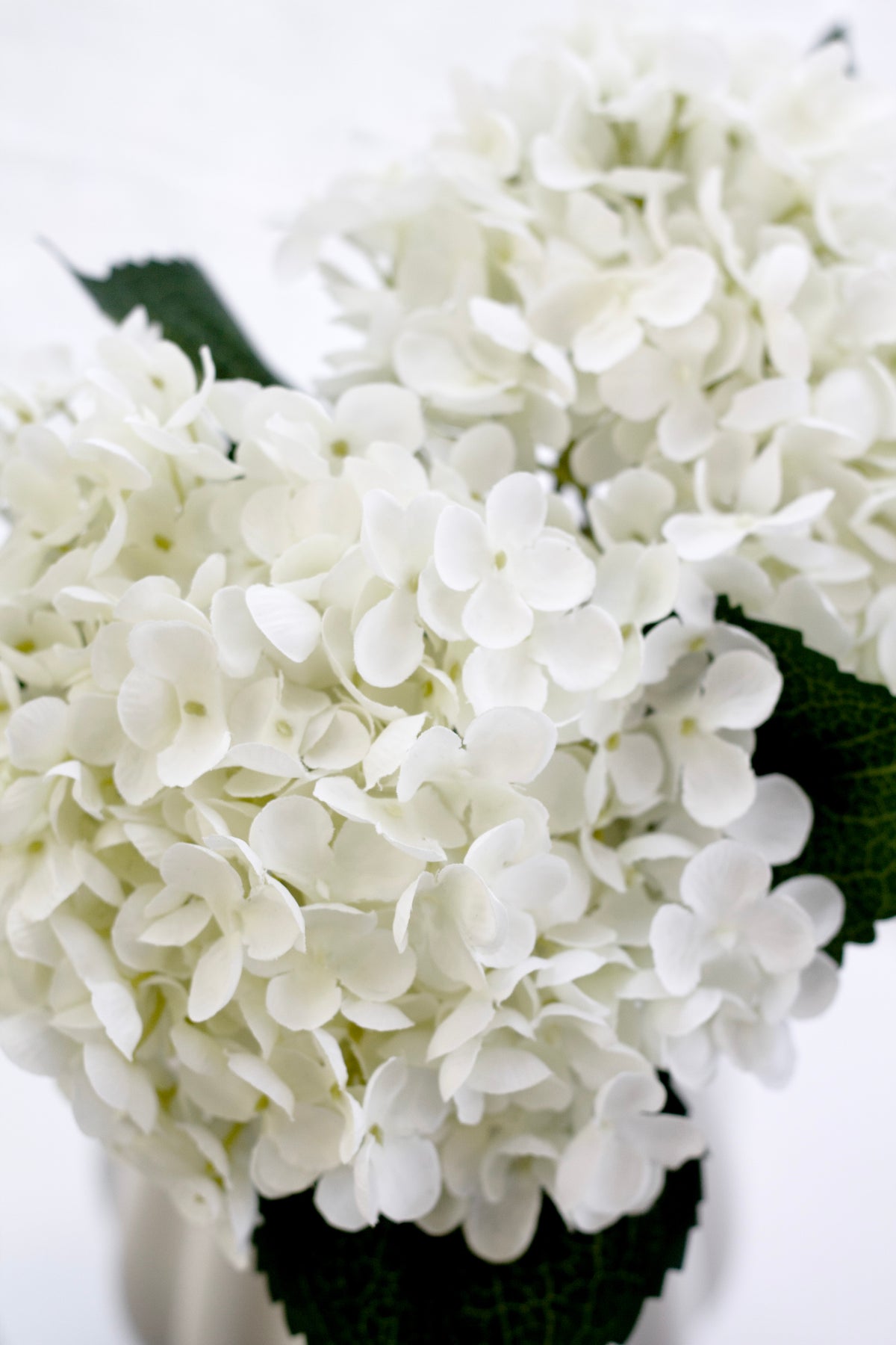Hydrangea Short Stem, White 45cm Faux Flower