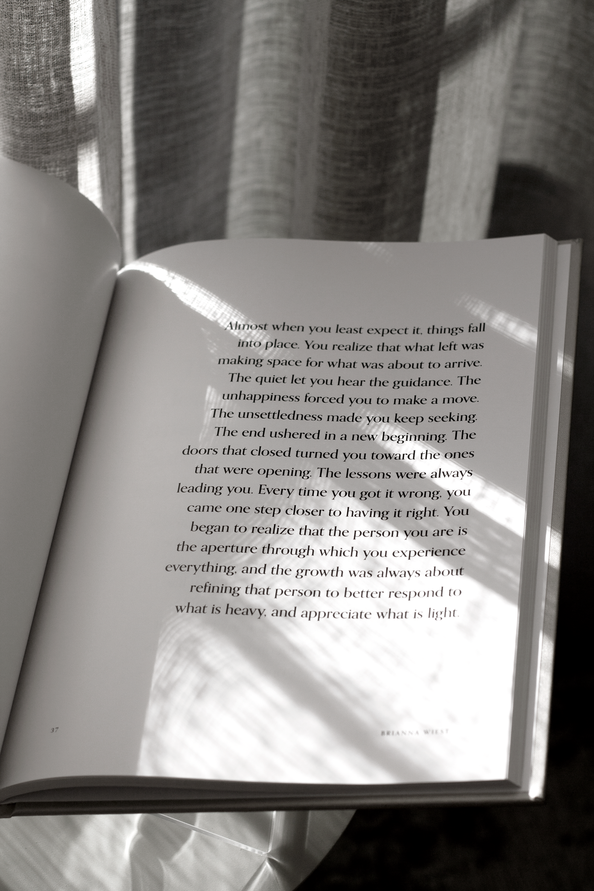 101 Quotes That Will Change The Way You Think | Brianna Wiest Coffee Table Book