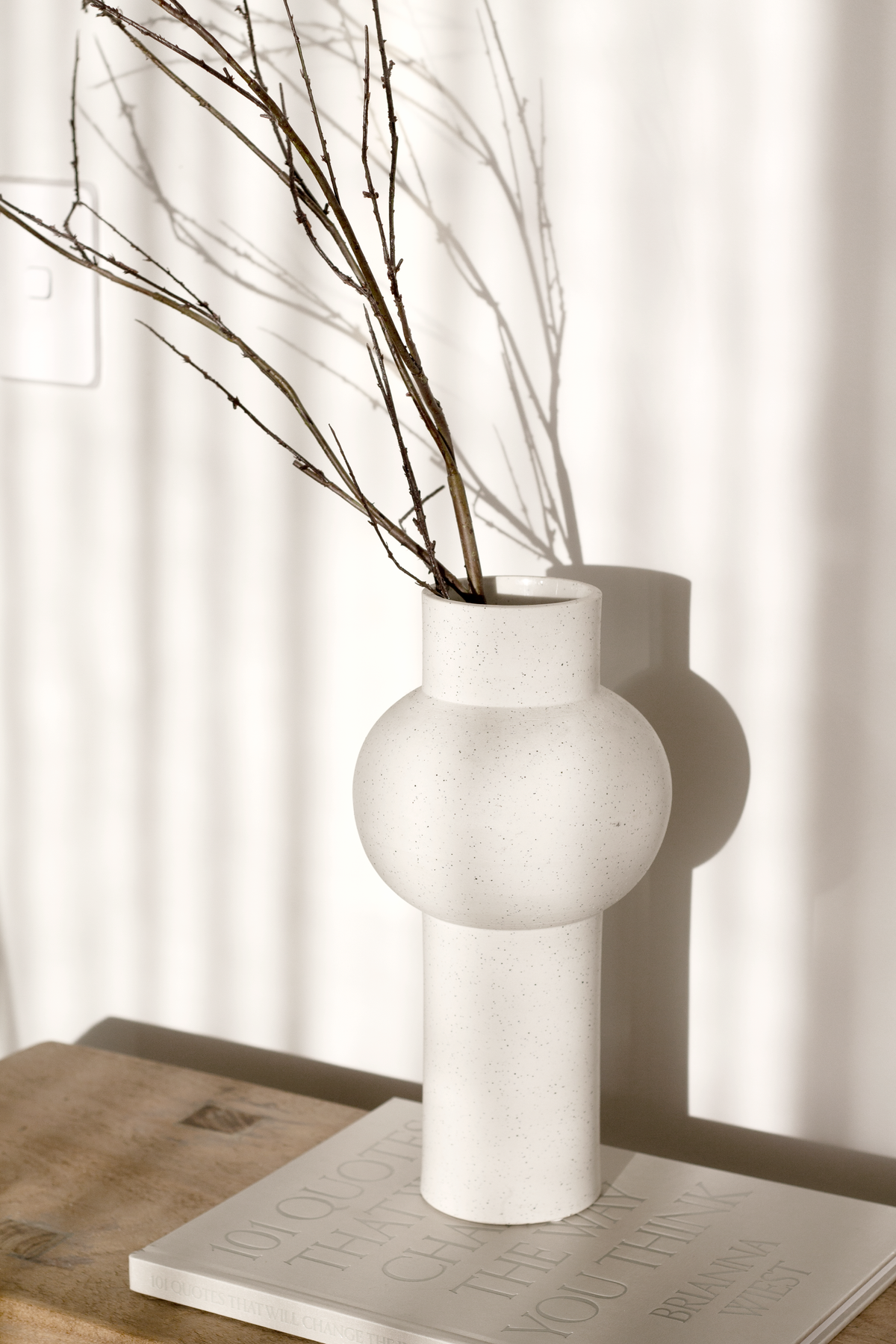 Kansas Vase – Handcrafted Ceramic Sculptural Vase