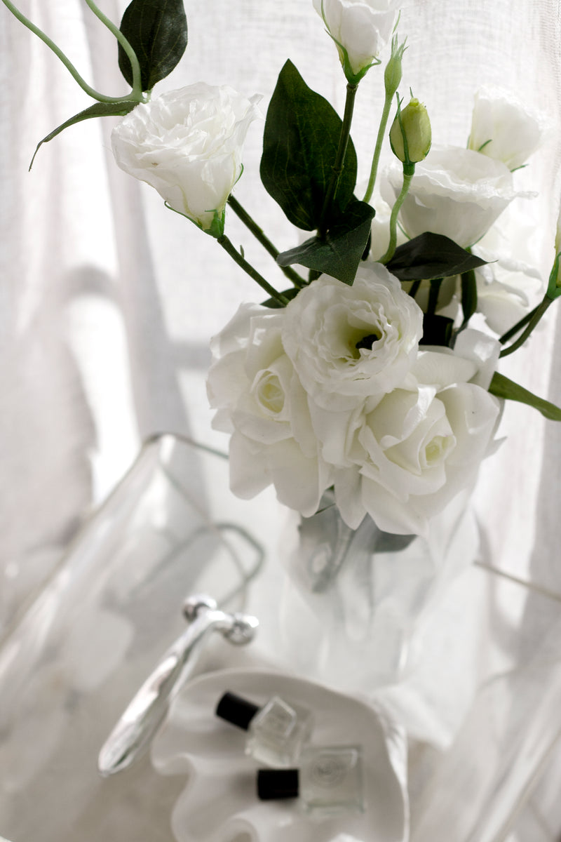 White Lisianthus / Eustoma