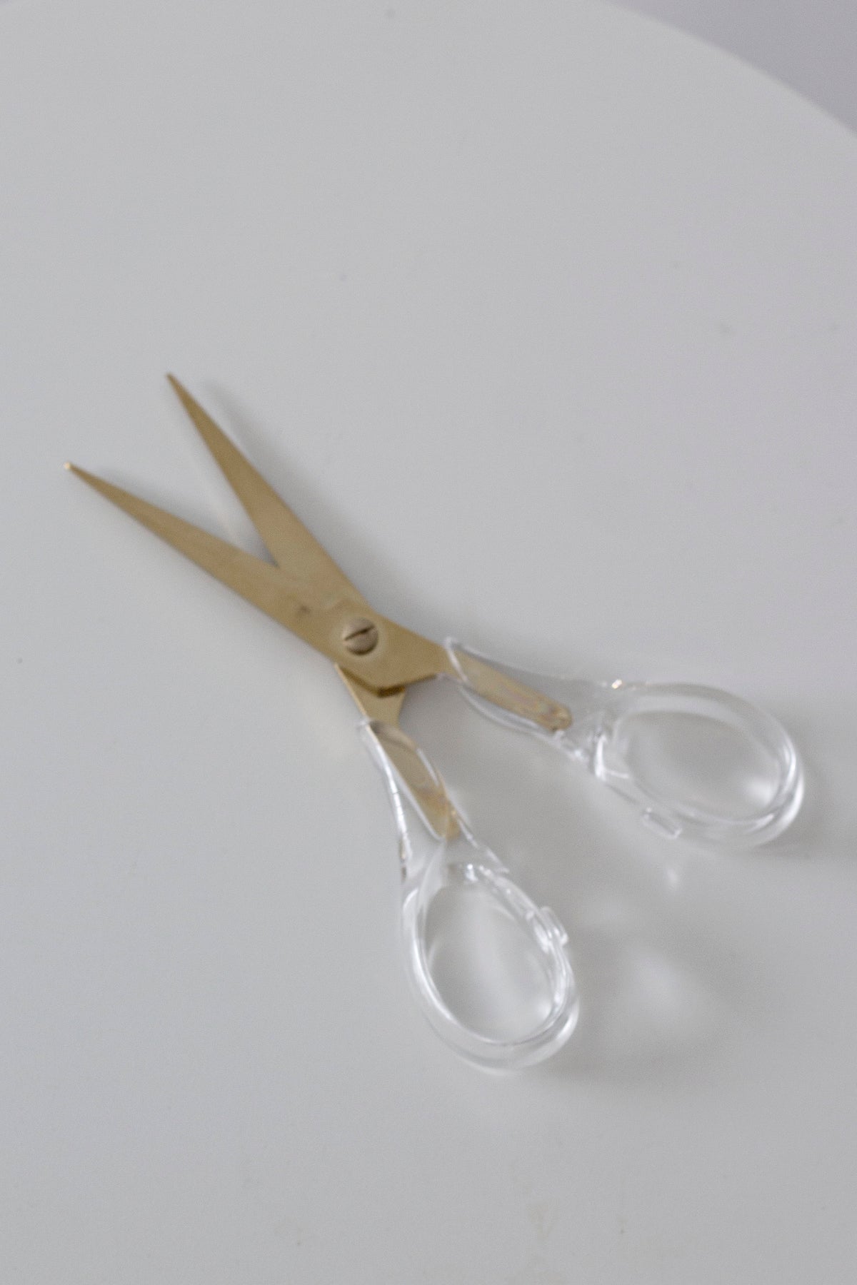 Acrylic Gold Scissors – Luxe Clear Desk Scissors