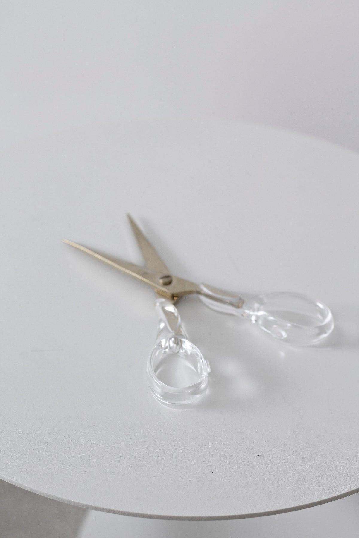 Acrylic Gold Scissors – Luxe Clear Desk Scissors