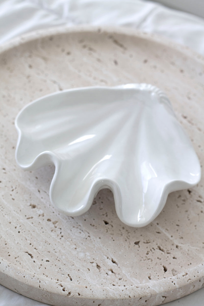 White Ceramic Clam Tray