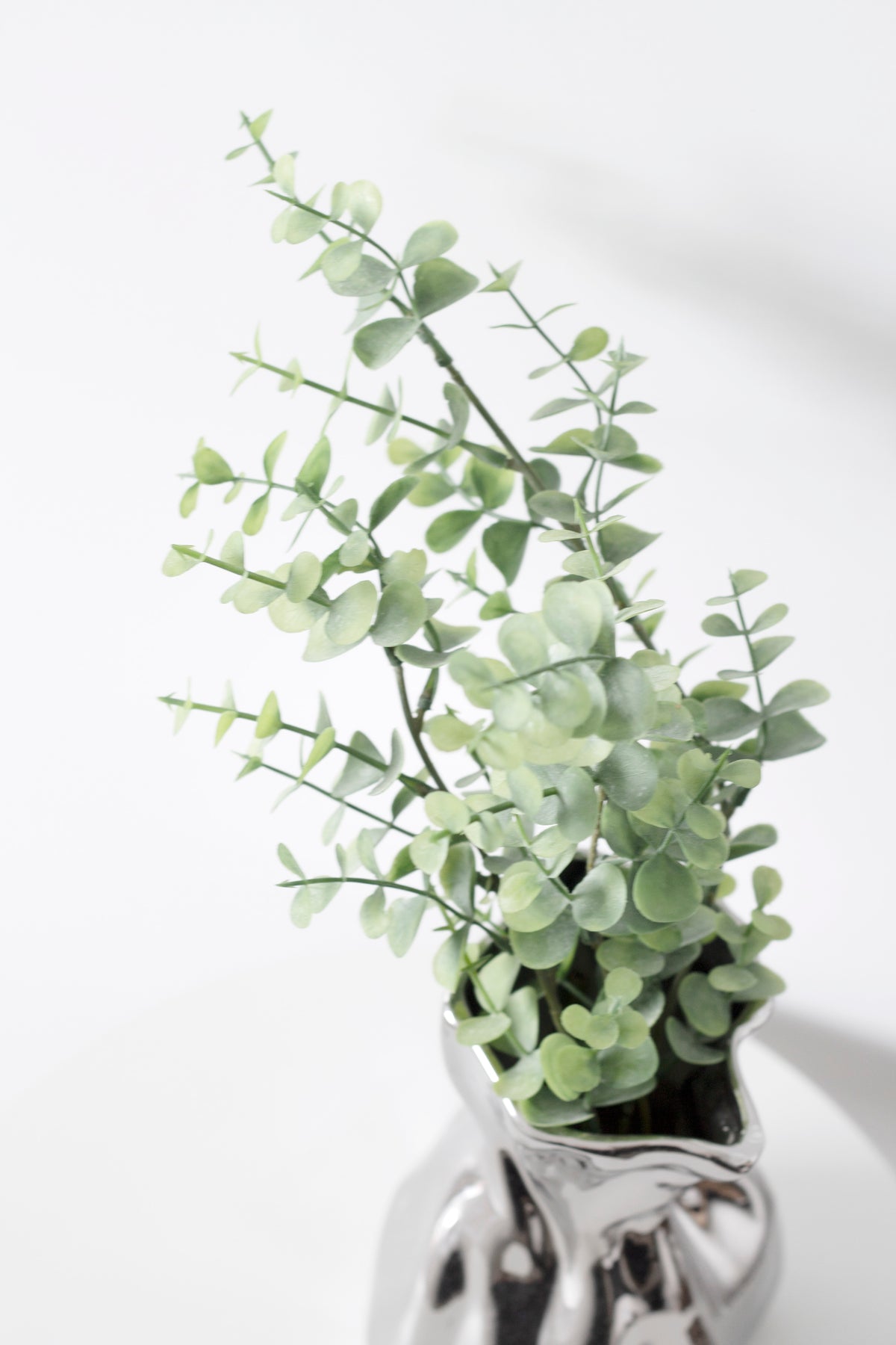 Silver Dollar Eucalyptus Spray, Green 65cm Faux Stem