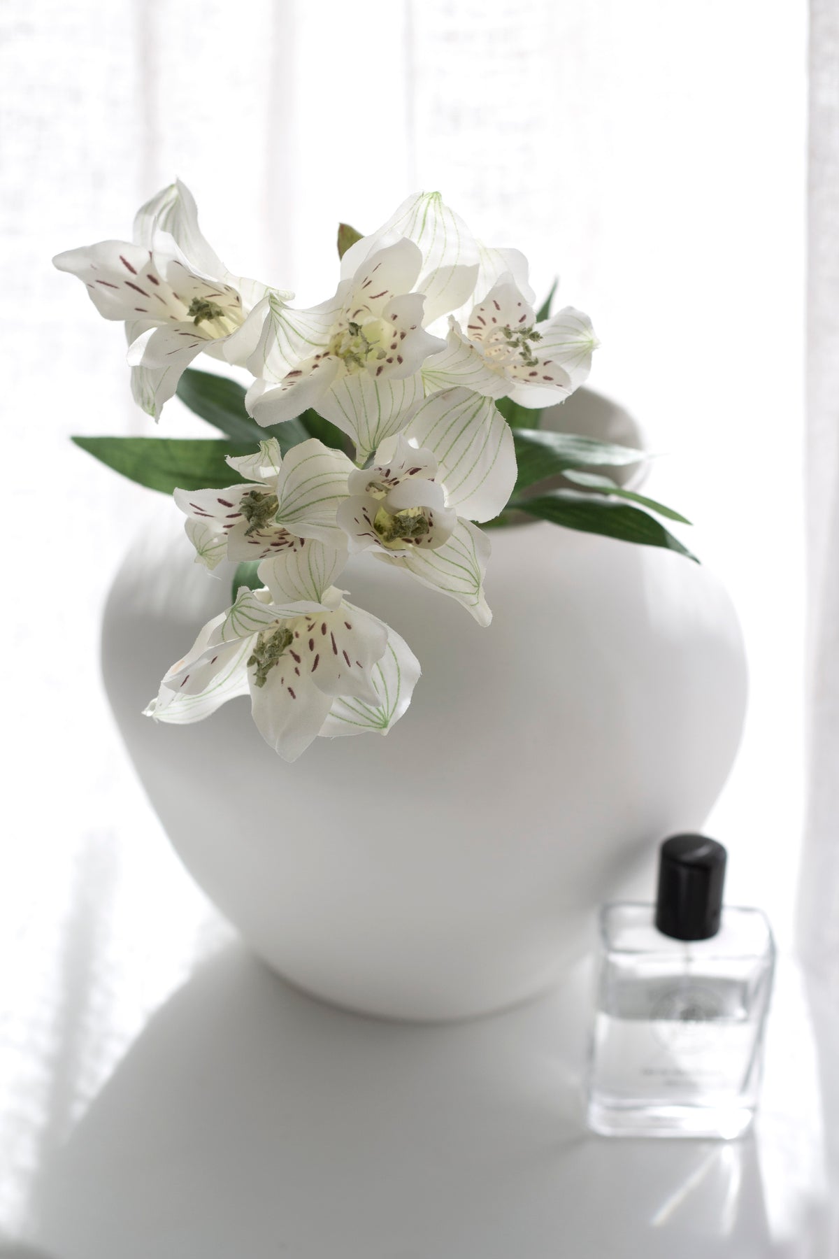 Astromelia Stem, White Diamond 63cm Faux Flower