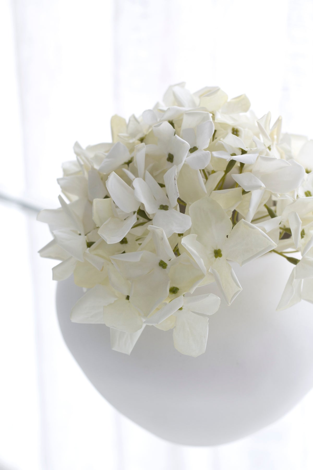 Grandiflora Hydrangea Stem, White or Pink 62cm Faux Flower