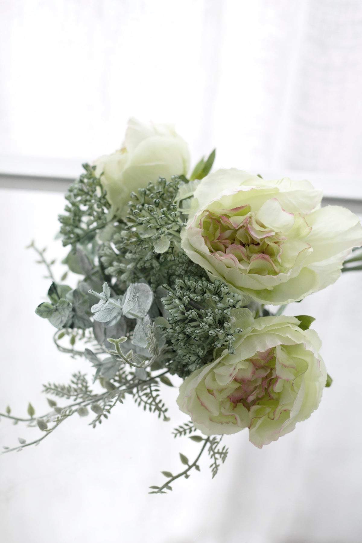 Ranunculus Berry Mix Bouquet, Green 28cm Faux Bunch