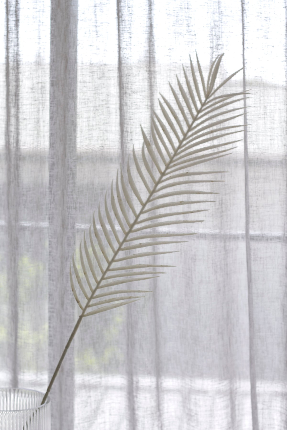 White Palm Leaf Stem, 1m Decorative Faux Frond