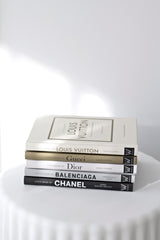 Little Book of Chloé: The story of the iconic brand (Little Books of Fashion)