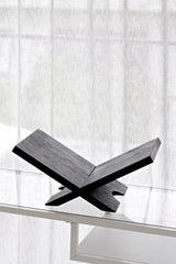 Como Book Stand | Black / Natural