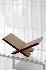 Como Book Stand | Black / Natural