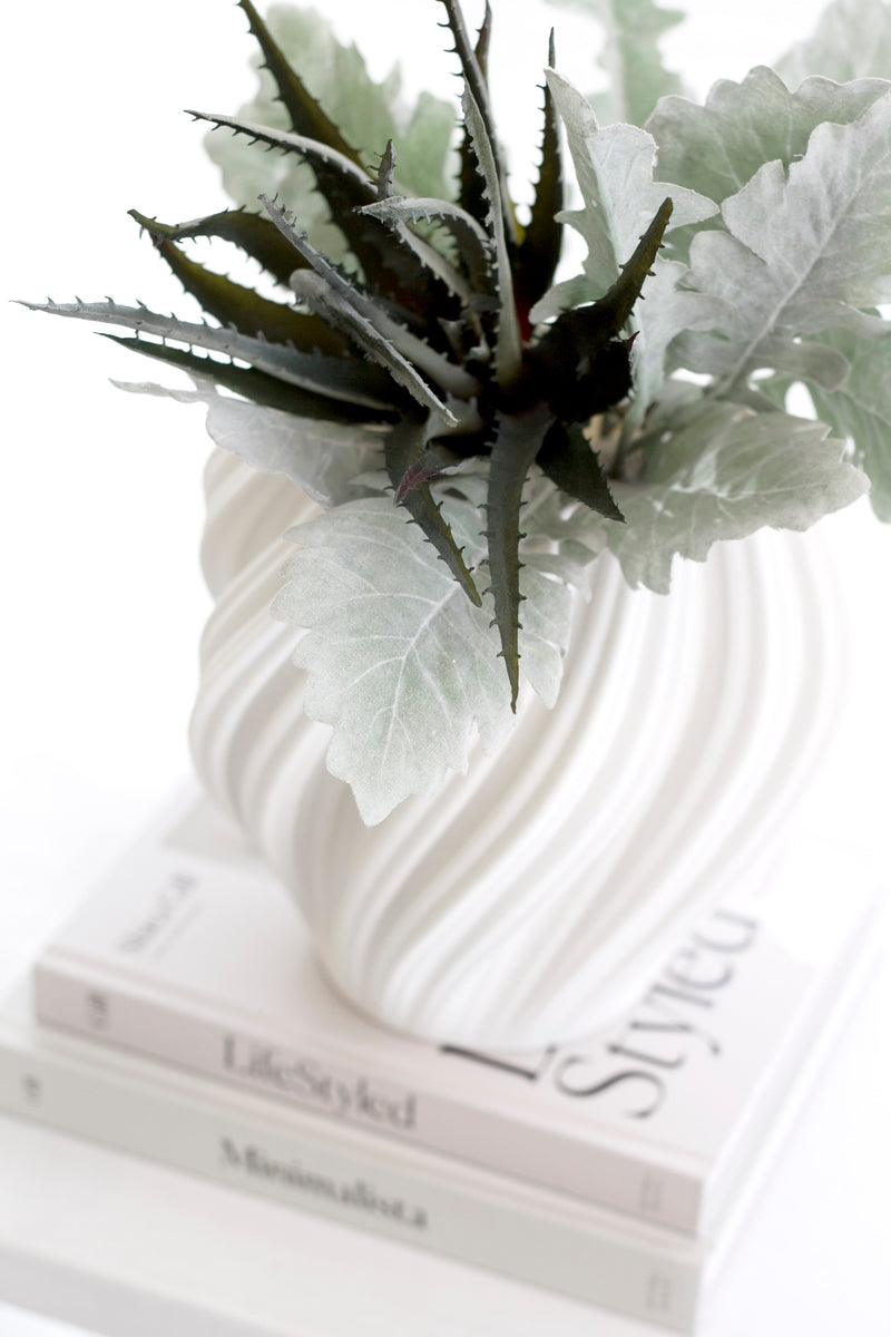 Dusty Miller Spray 71cm – Artificial Grey Green Foliage Stem