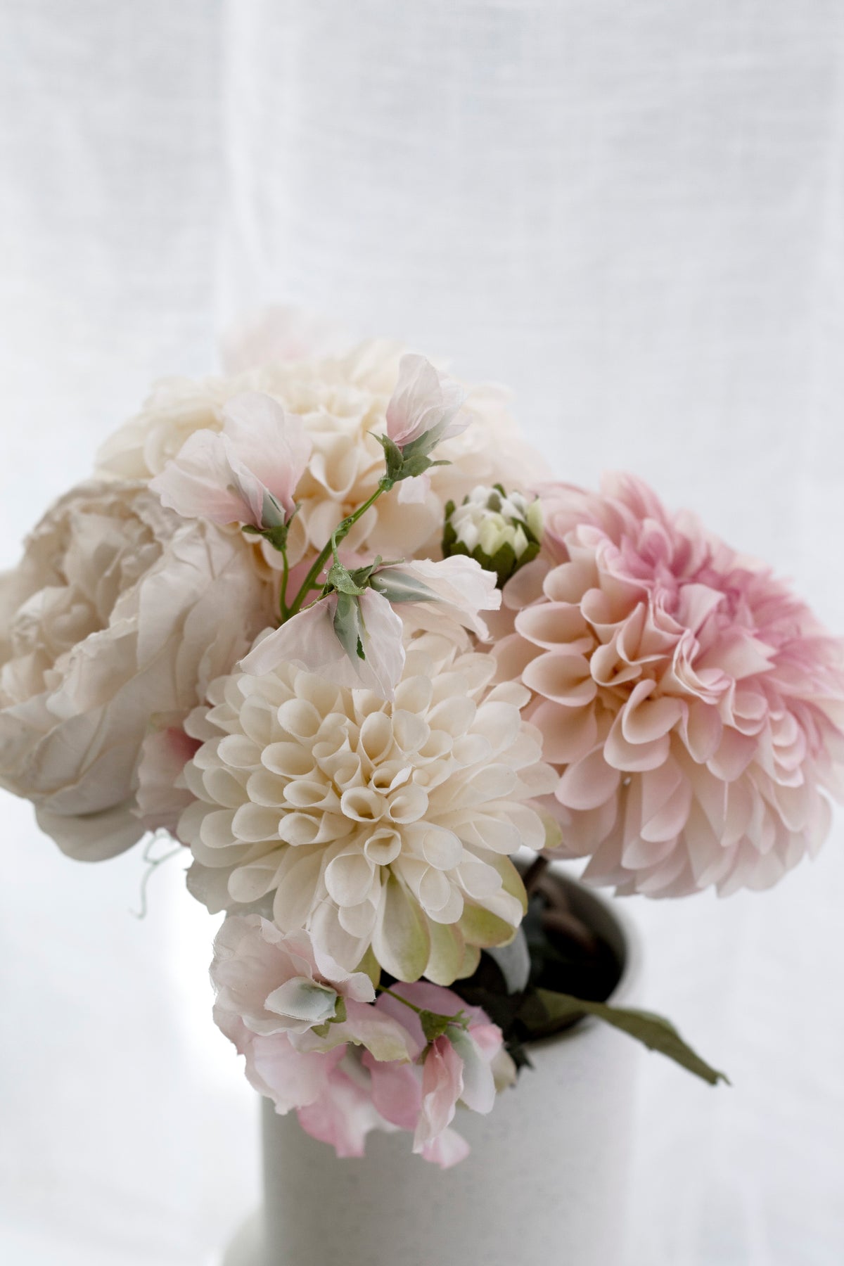 Sweet Pea Spray, Cream or Pink 68cm Faux Stem