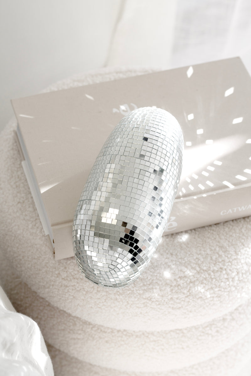 Tiered Bouclé Ottoman – Sculptural White Textured Seat - White / Black