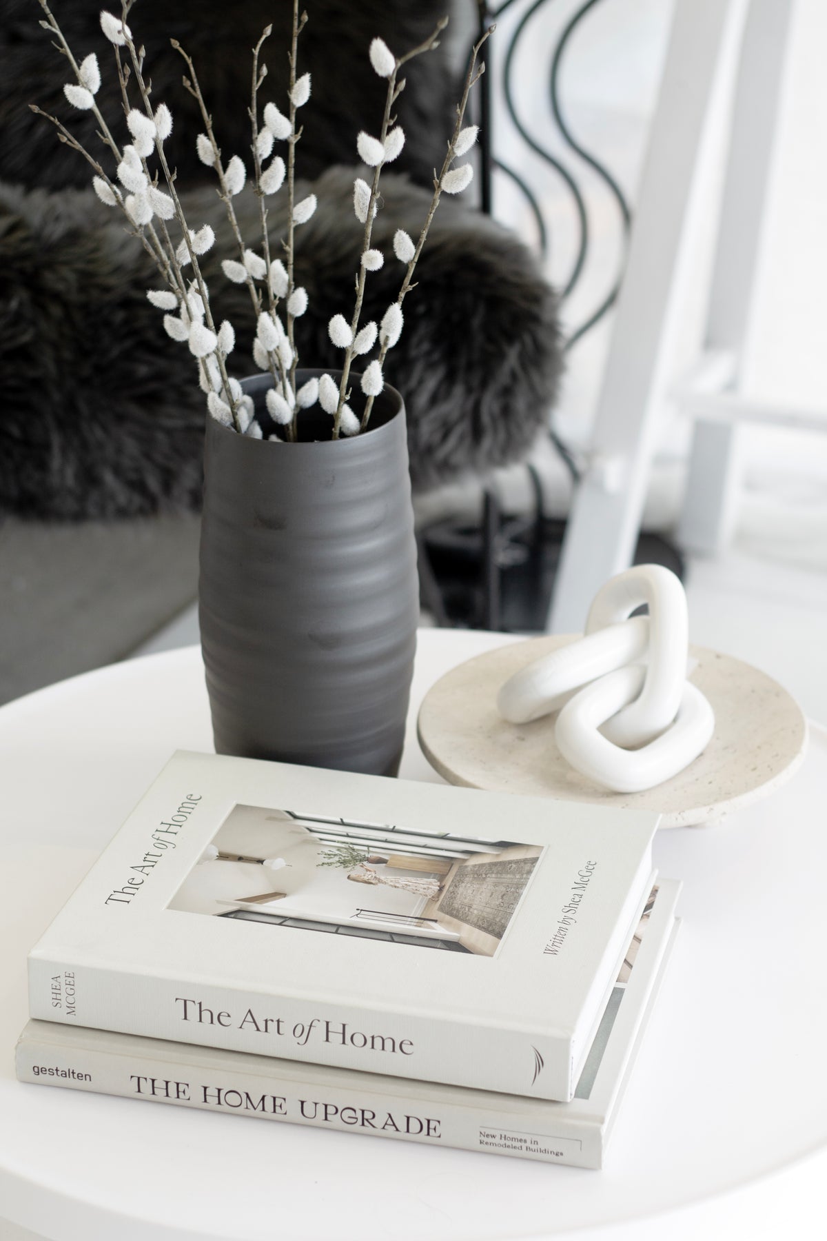 Ash Textured Ceramic Vase – Beige or Black