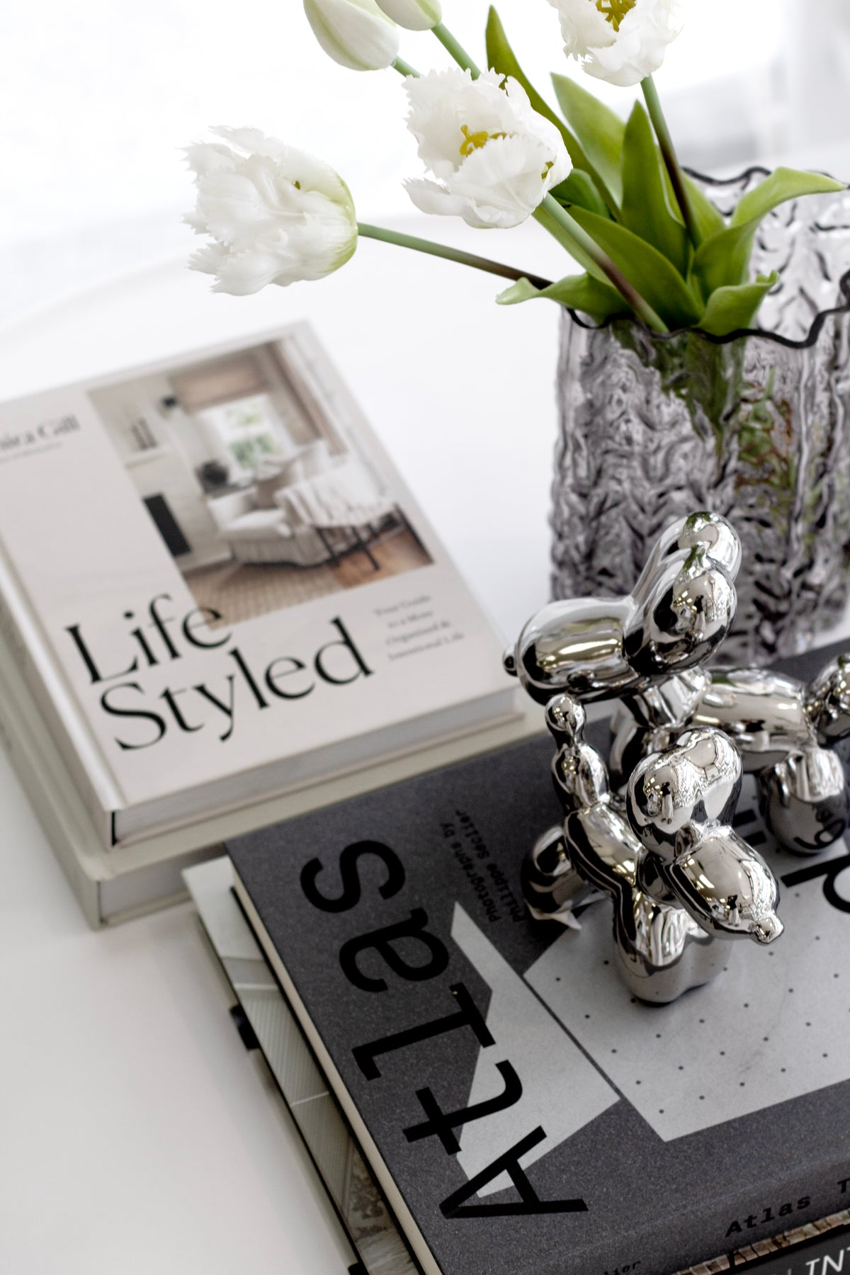 LifeStyled by Shira Gill – Simplify, Organize & Create Space