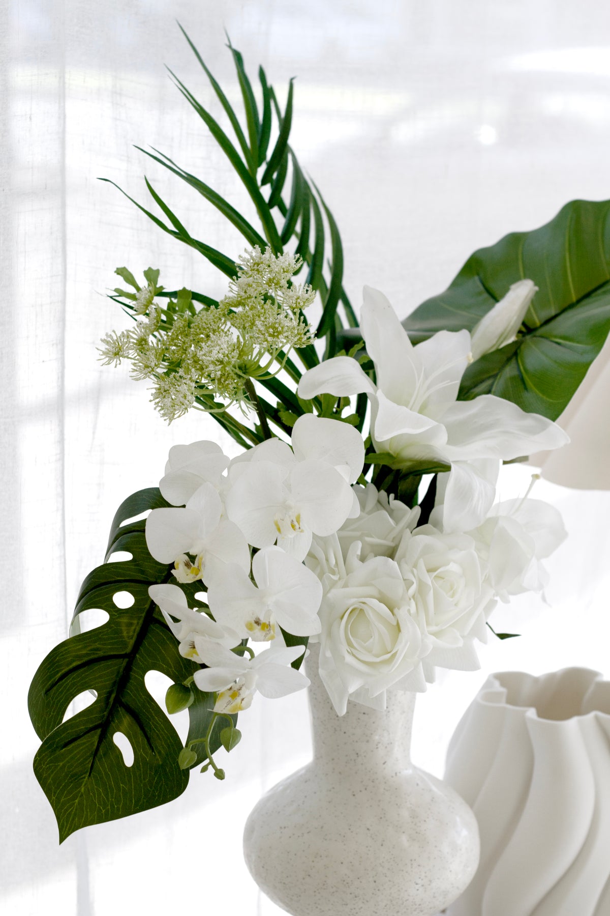 Casablanca Lily, White 86cm Faux Stem