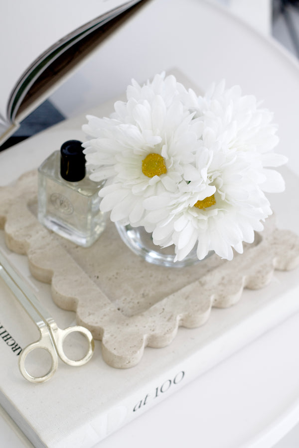 Gerbera Bundle in Fishbowl Vase – Real Touch White Blooms