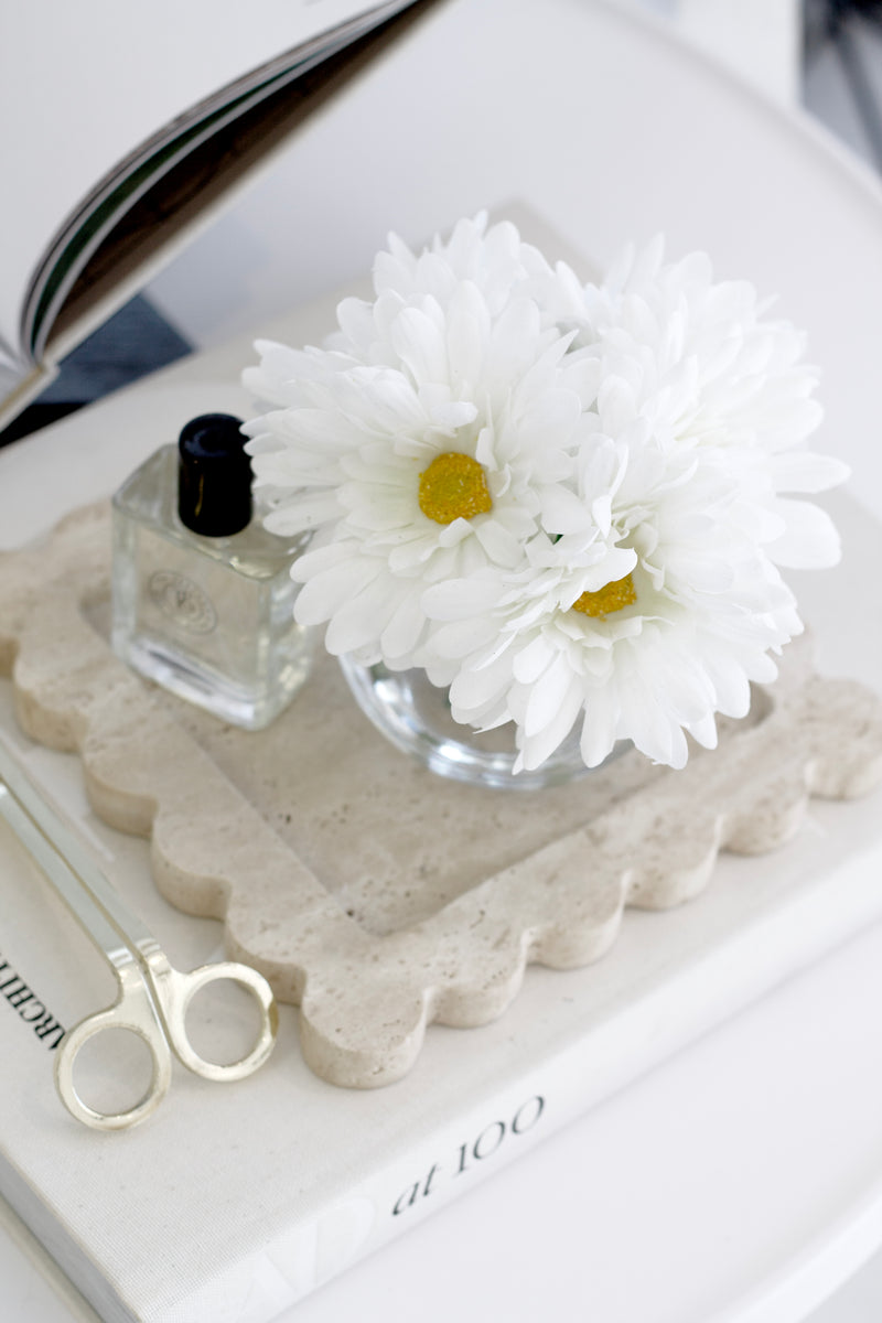 Gerbera Bundle in Fishbowl Vase – Real Touch White Blooms