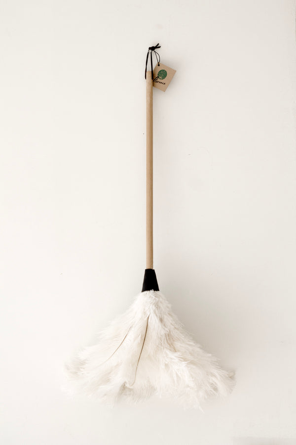 Ostrich Feather Duster 44cm – White Plume, Beech Handle, Black Cuff