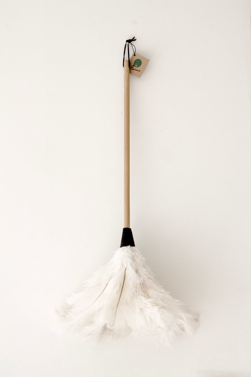 Ostrich Feather Duster 44cm – White Plume, Beech Handle, Black Cuff