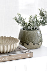 Rome Scalloped Stoneware Platter – Neutral Textured Bowl