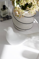 Peace Bird Figurine – Minimalist Decor in White or Black