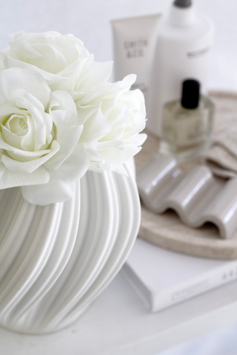 Amelie 3D Printed Ceramic Vase in White – Sculptural Watertight Vessel (Small or Large)