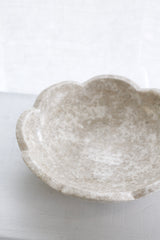Scalloped Edge Marble Bowl – Hand-Carved Decorative Stone Bowl (25cm)