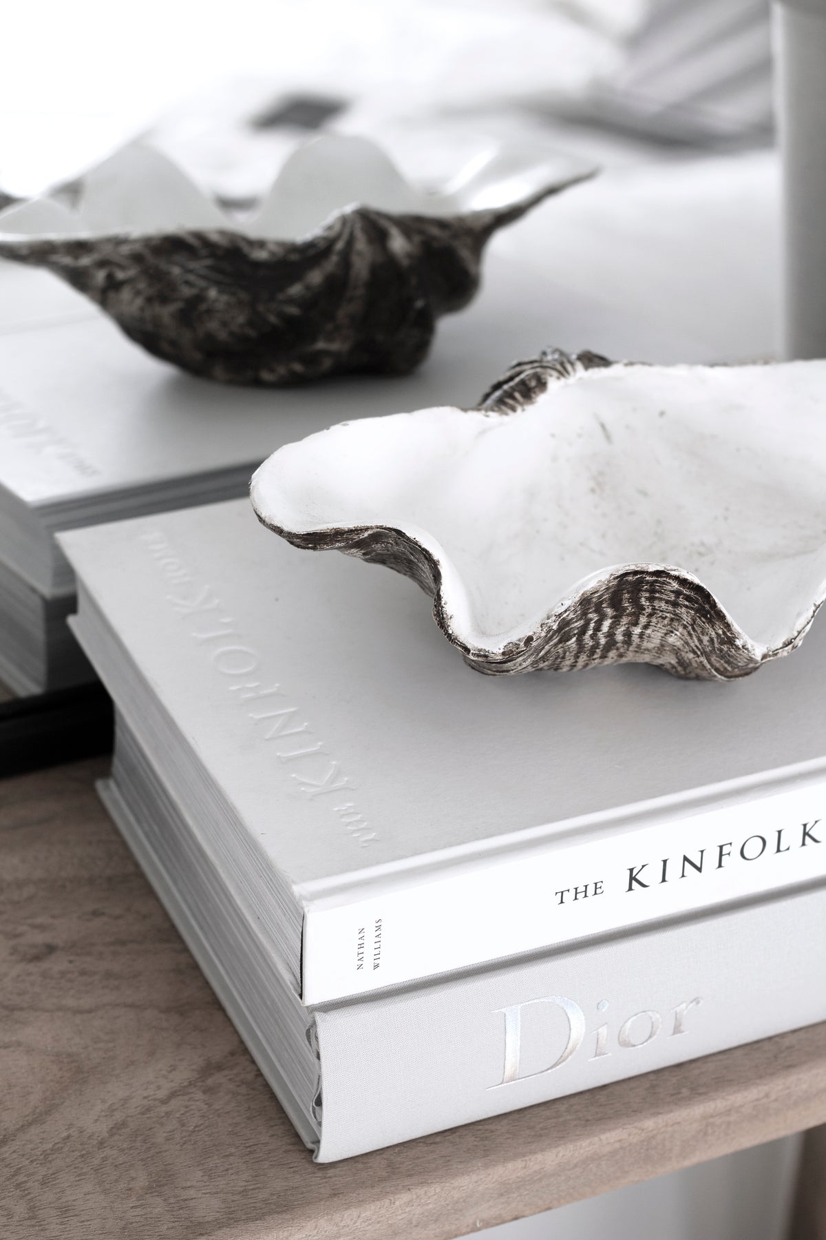 Resin clam shell dish with wavy sculptural edges