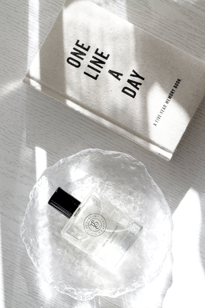 Glacier Glass Tray – Handcrafted Bubble Pattern Decorative Tray